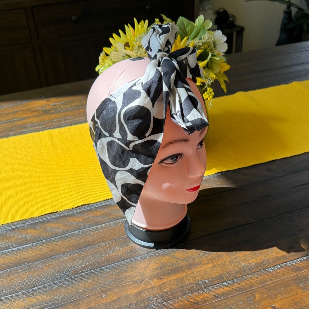 Coach Stylish Black and White Head scarf.
